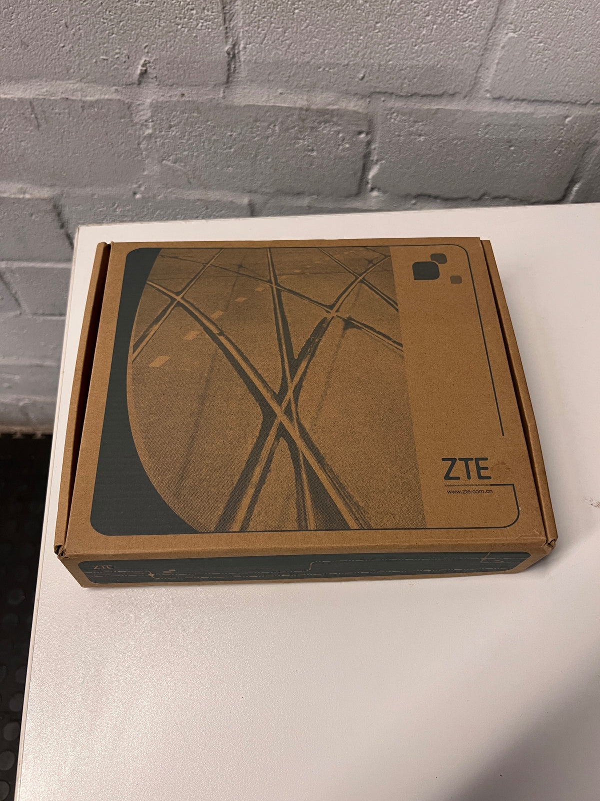 ZTE White WiFi 6 Router with Power Adapter — Good Working Order – top view