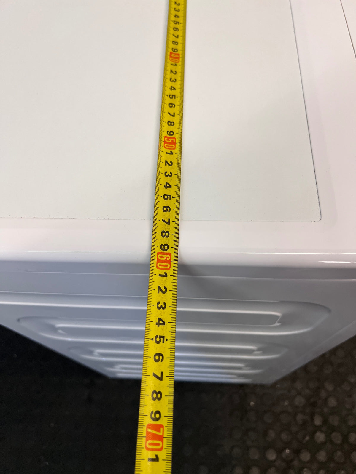 Defy 6kg White Front Loader Washing Machine — Good Working Order – width measurement