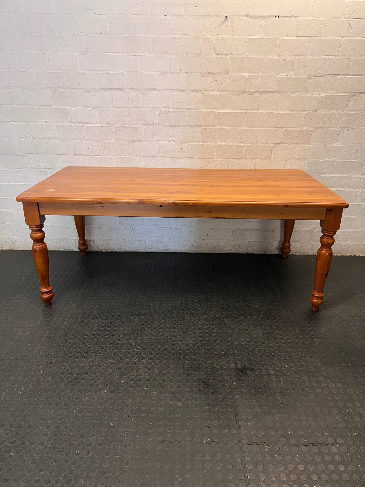 Oregon Pine Dining Table with Turned Legs — Fair Used Condition – condition detail