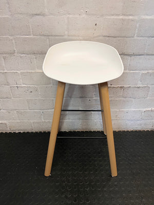 White Decofurn Bar Stool with Wooden Legs — Good Working Order – main front view