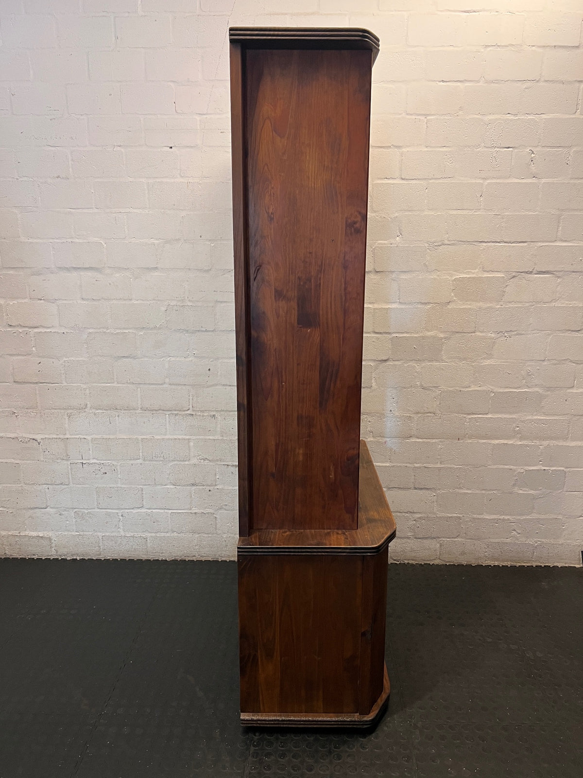 Vintage Wood Display Cabinet with Glass Doors & Carved Detail – condition detail