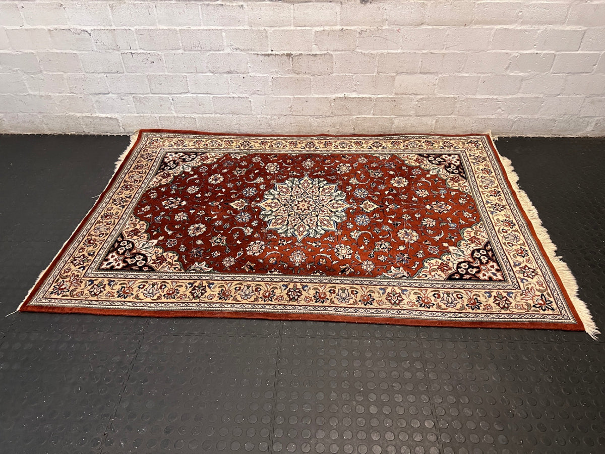 Traditional Patterned Floral Area Rug with Fringe – side view