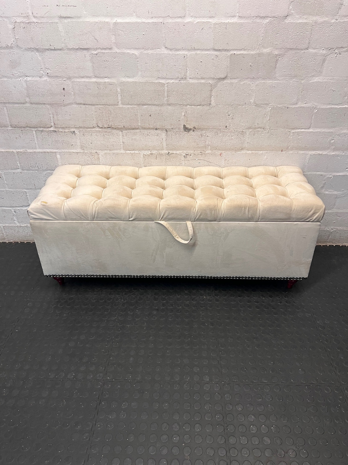 Cream Tufted Storage Ottoman with Stud Detail – main front view