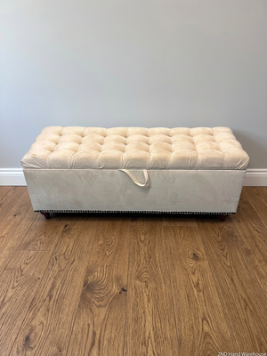 Cream Tufted Storage Ottoman with Stud Detail – styled product image