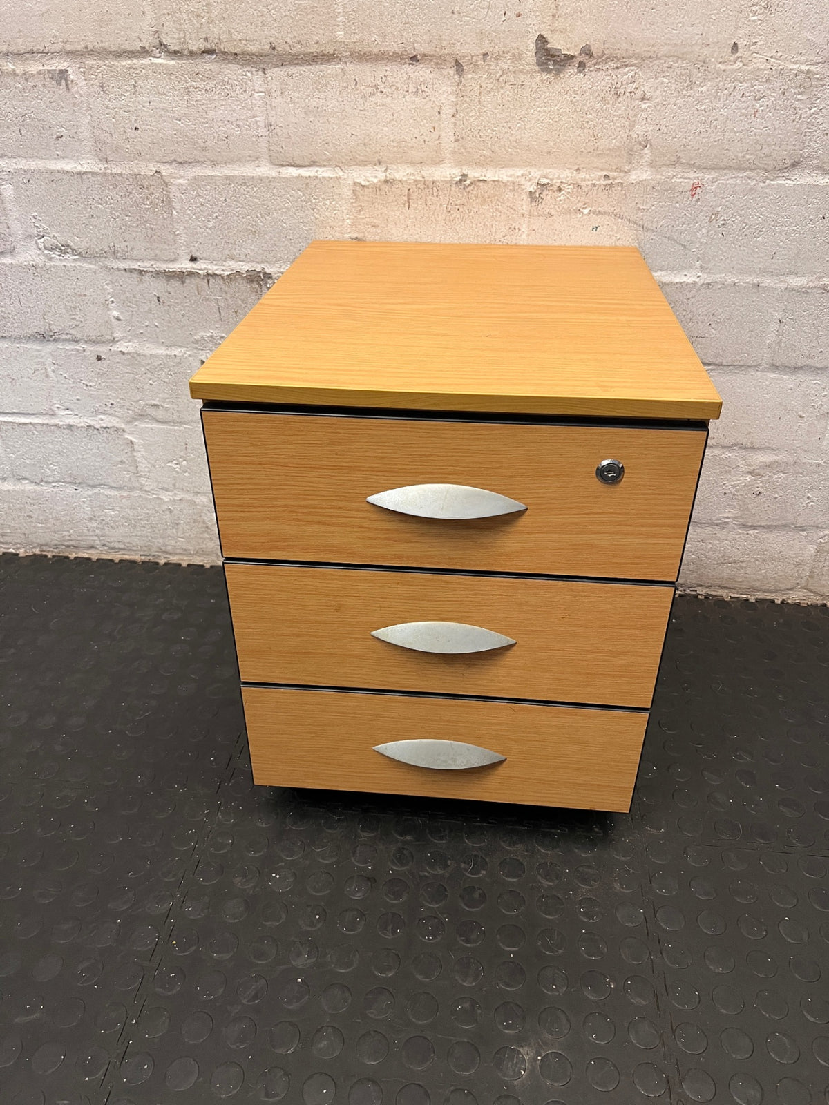 Oak-Look 3-Drawer Office Pedestal with Silver Handles – main front view