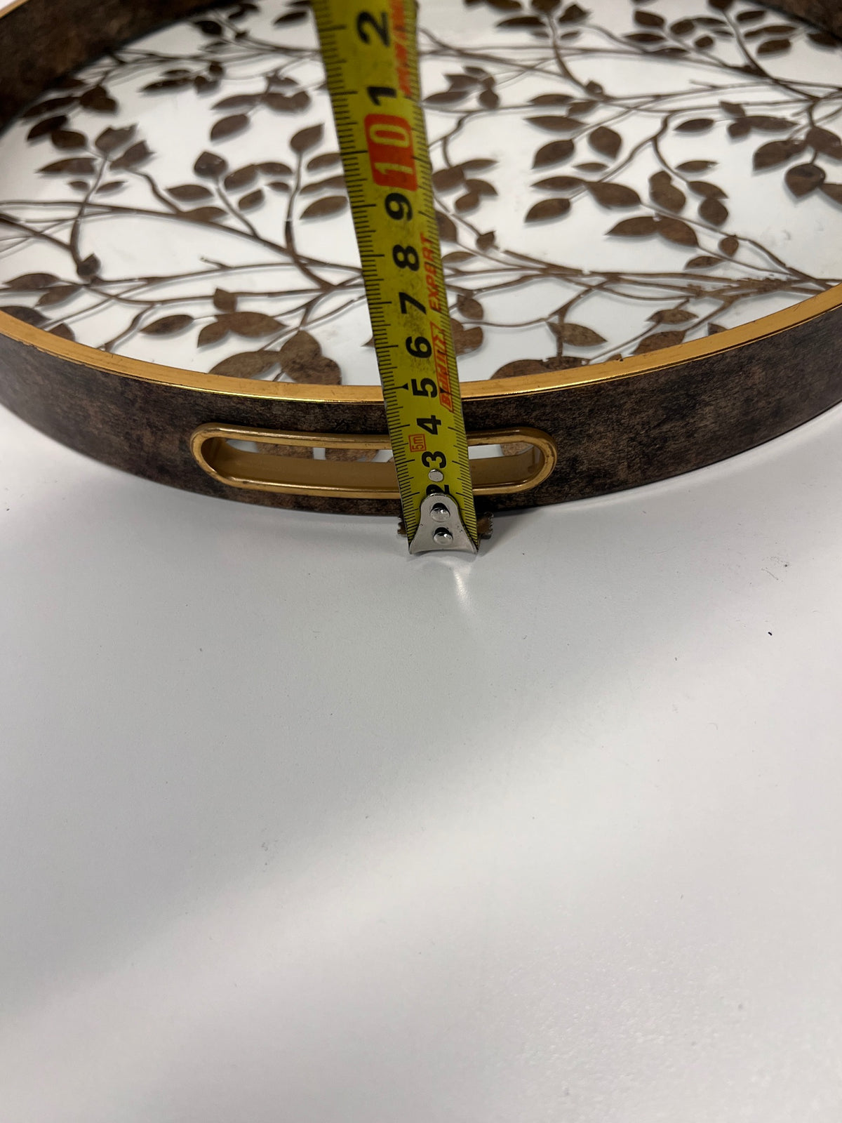 Round Gold Leaf Pattern Decorative Tray with Handles – height measurement