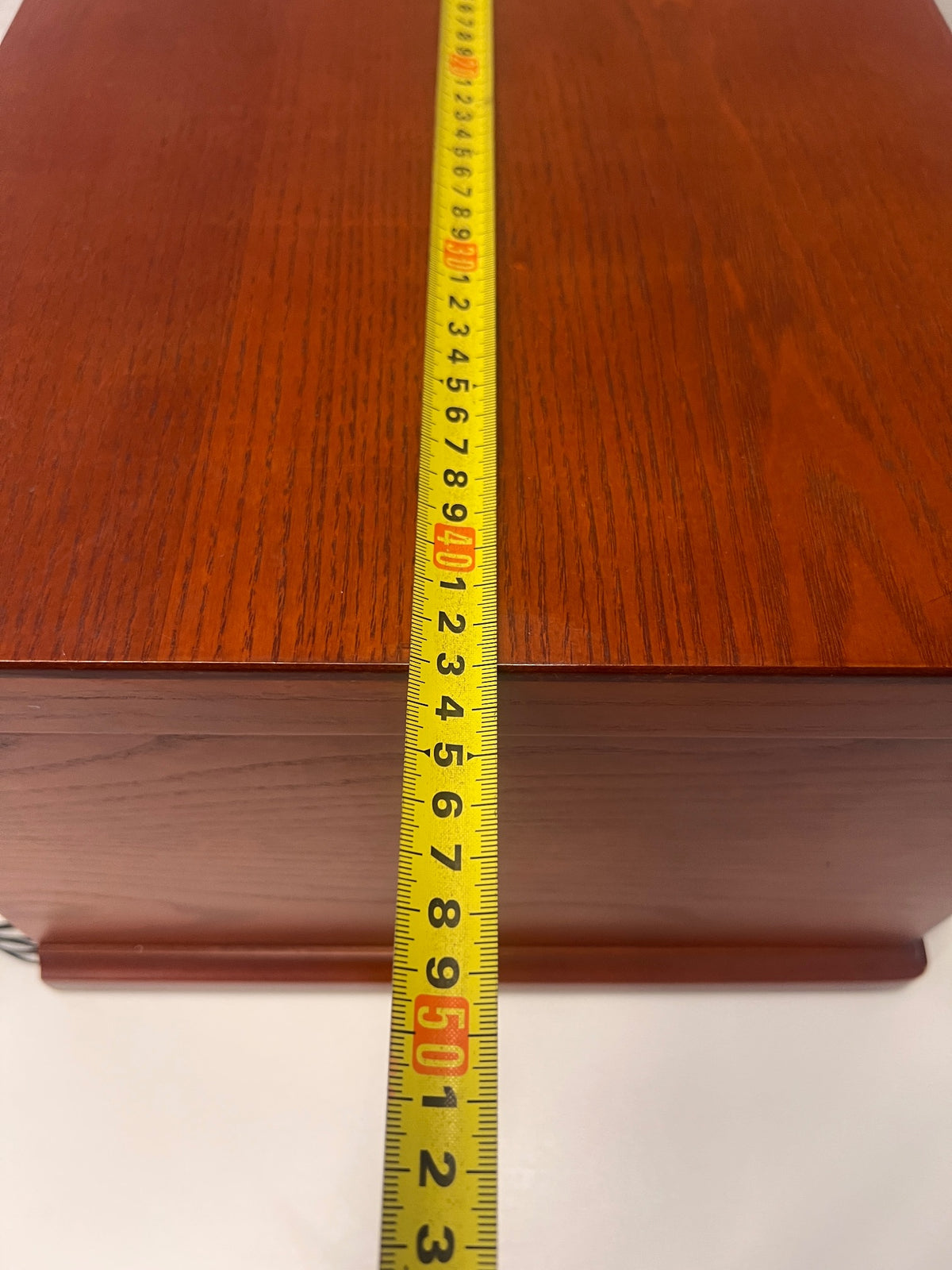 Vintage Style Wood-Effect All-in-One Music System – width measurement