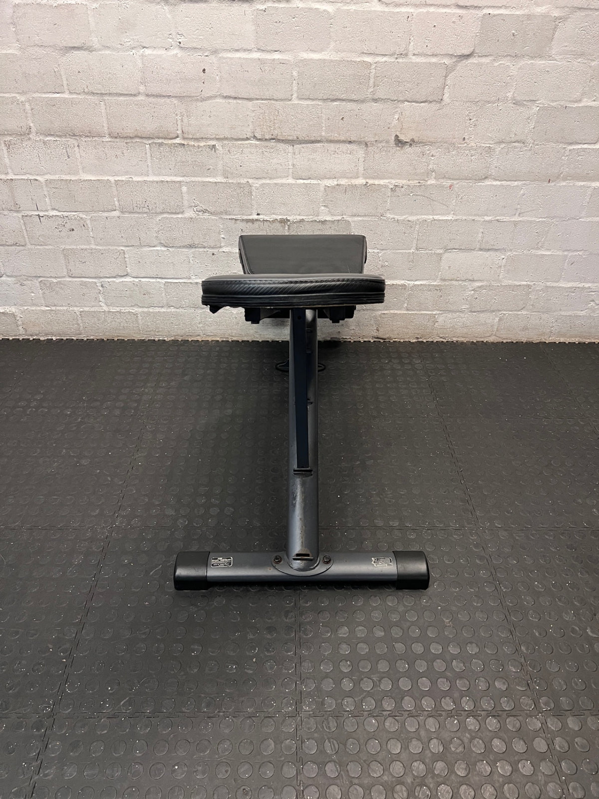 HS Fitness Adjustable Gym Bench – back view