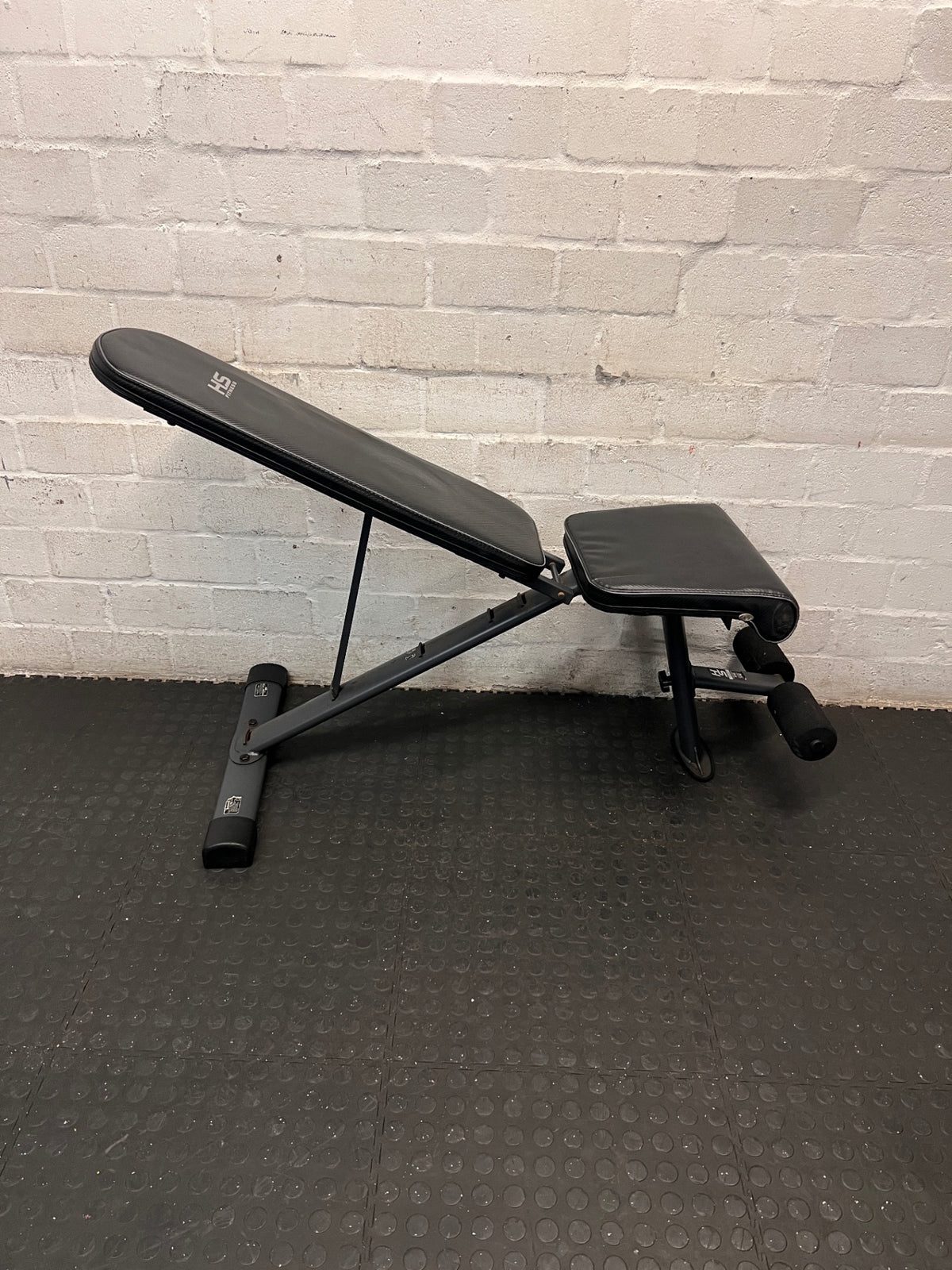 HS Fitness Adjustable Gym Bench – top view