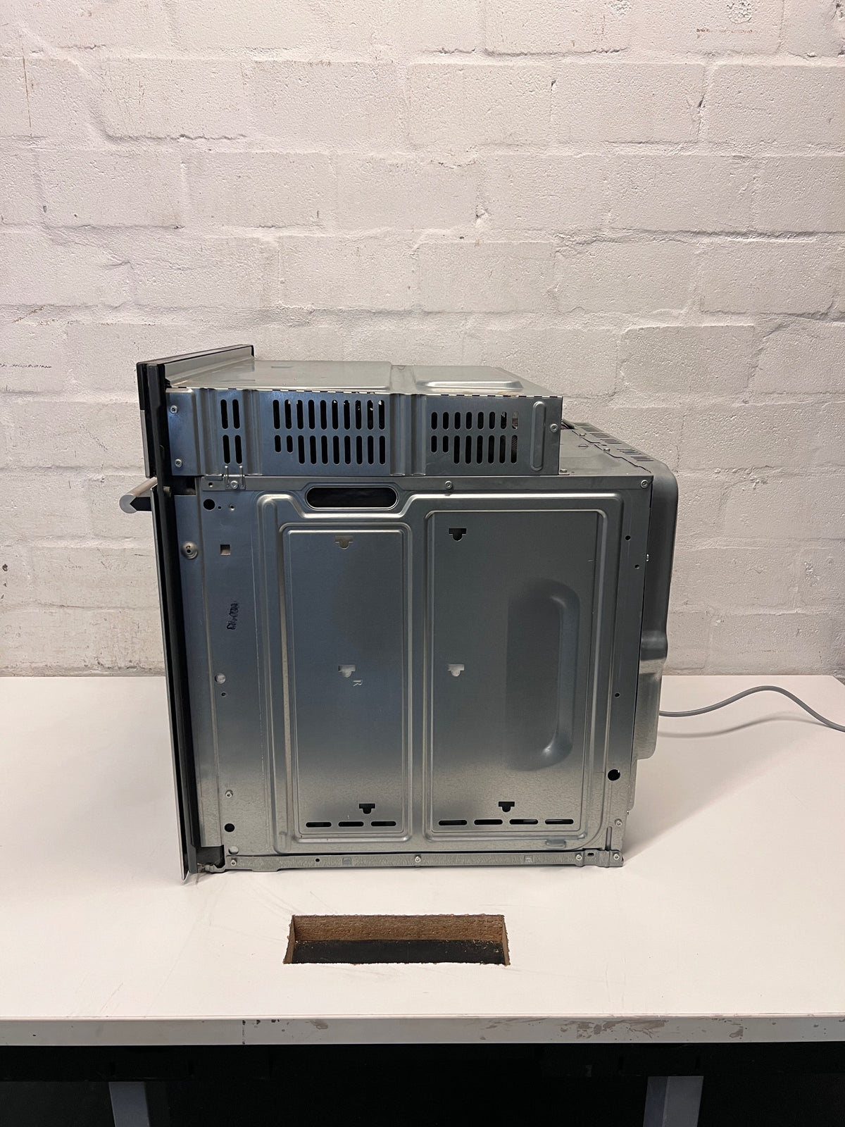 Siemens Silver Built-In Oven – condition detail