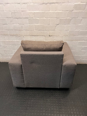 Beige Upholstered 1 Seater Couch with Broad Arms – condition detail