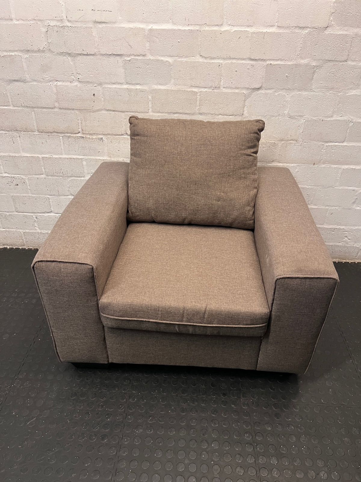 Beige Upholstered 1 Seater Couch with Broad Arms – main front view