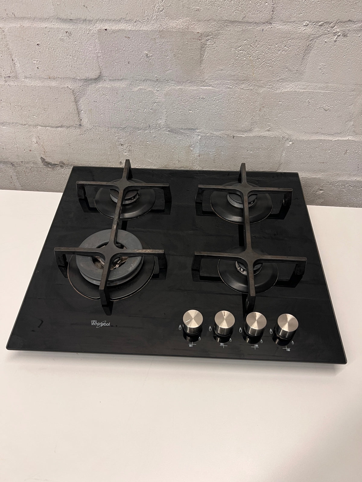 Whirlpool Black Glass 4-Burner Gas Hob – main front view