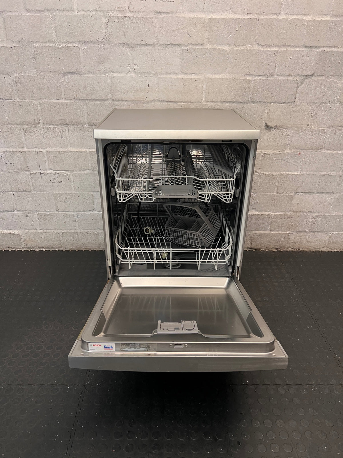Bosch Serie 2 Silence Silver Dishwasher – side view