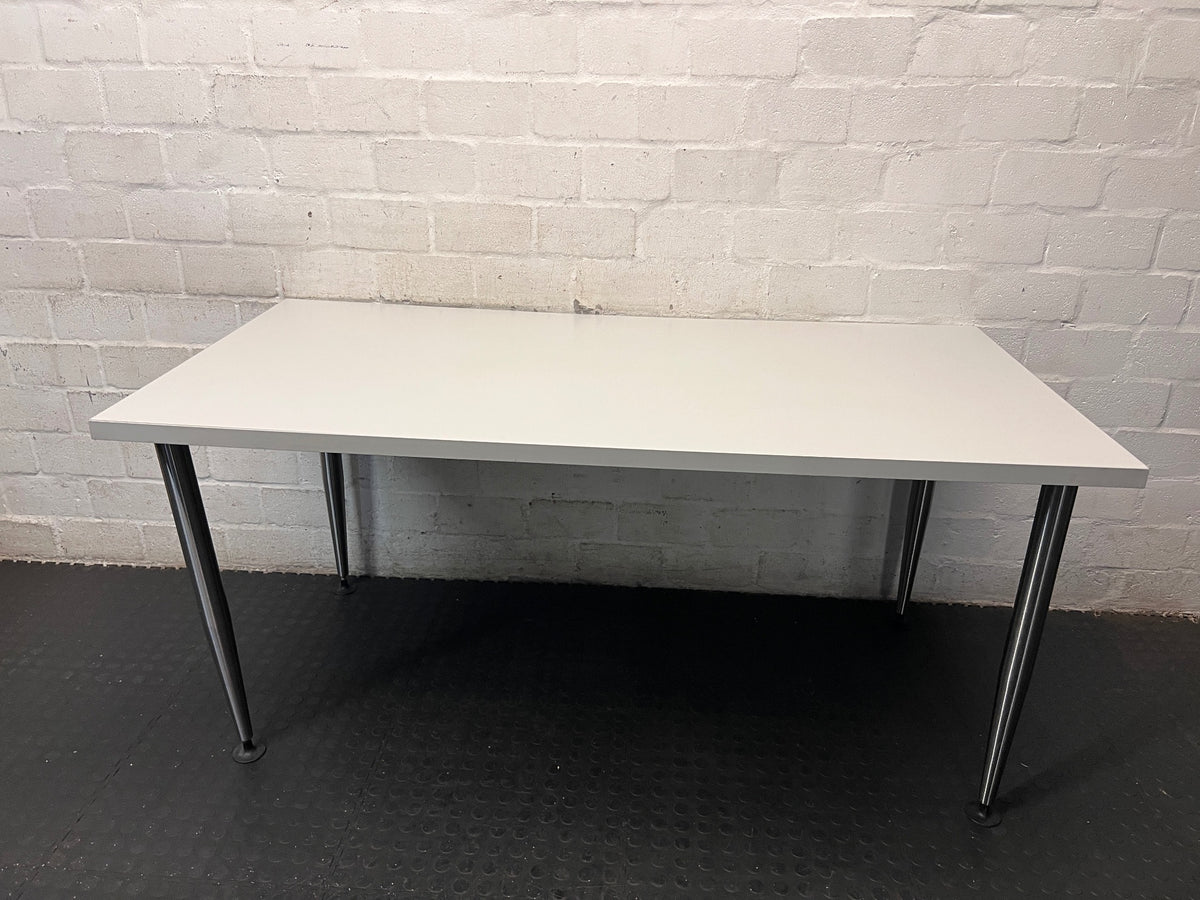 White Rectangular Office Desk with Tapered Metal Legs – main front view