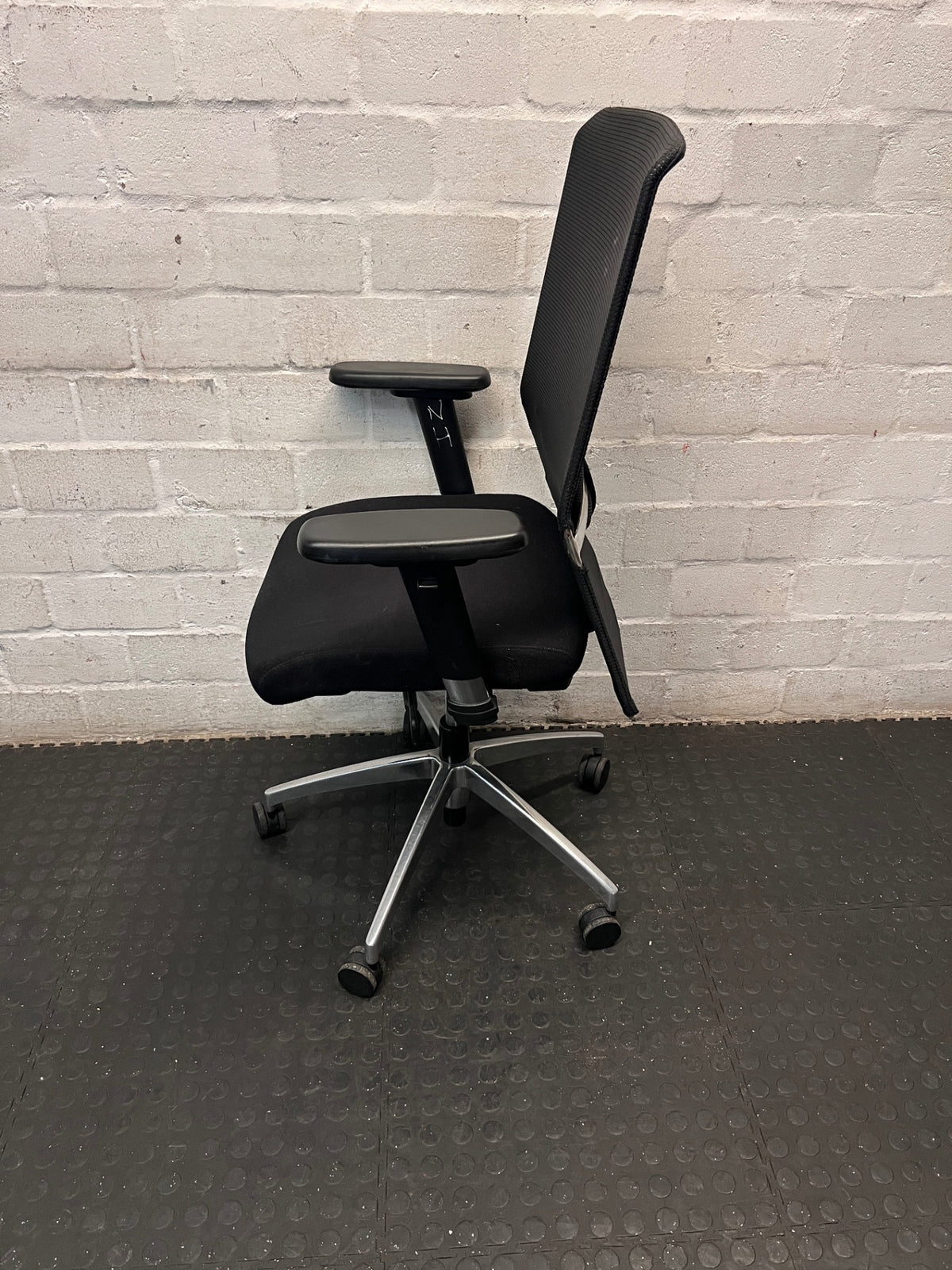 Black Mesh High Back Office Chair with Chrome Base – side view