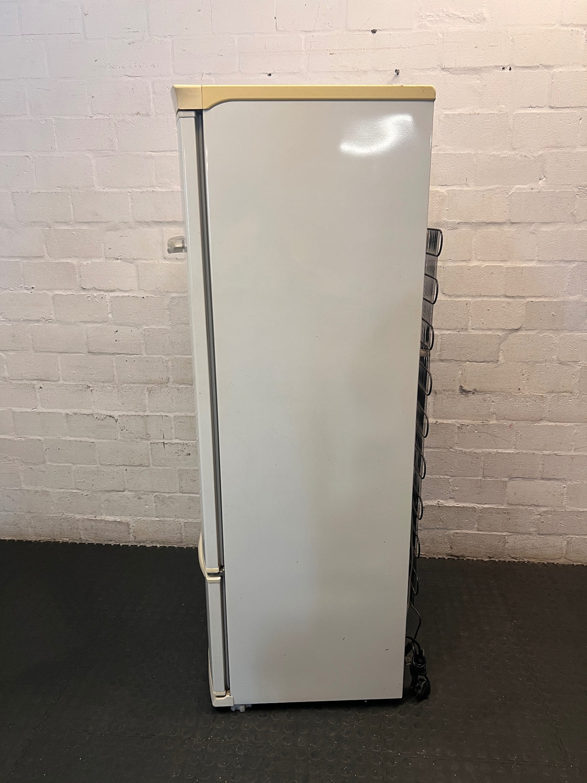 Whirlpool White Fridge with Wine Cooler Drawer – condition detail