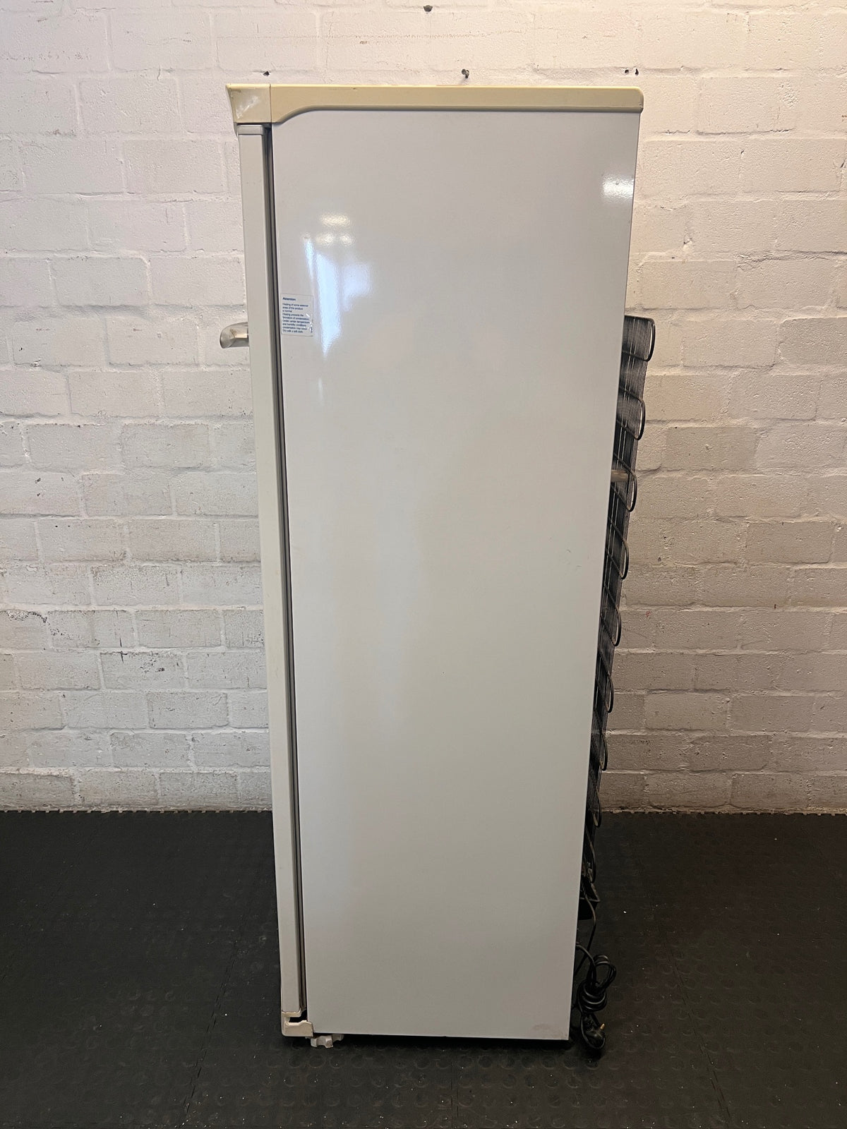 Whirlpool White Upright Freezer – condition detail