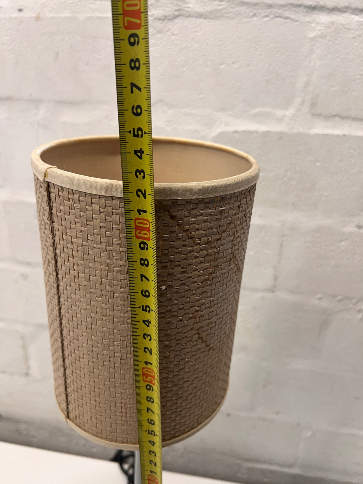 Modern Table Lamp with Woven Texture Shade – height measurement
