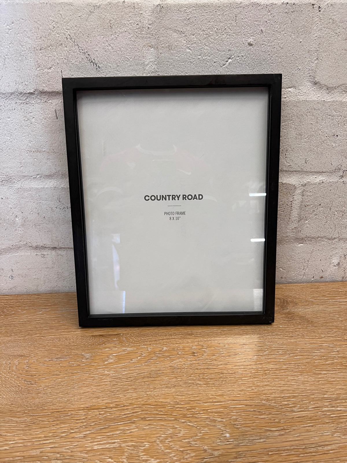 Country Road Black Timber Photo Frame (8x10") – condition detail