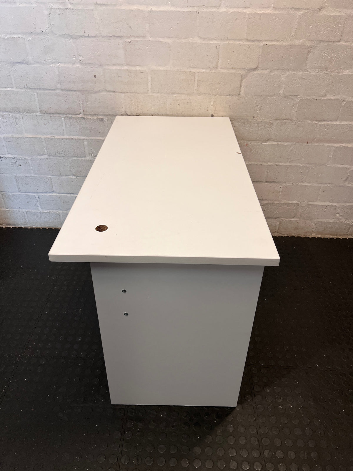 White Office Desk with Two Drawers – top view