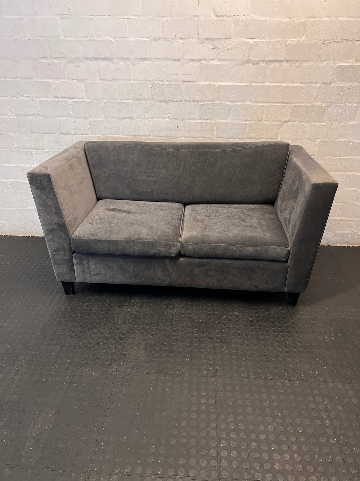 Grey Velvet-Style 2 Seater Couch – main front view