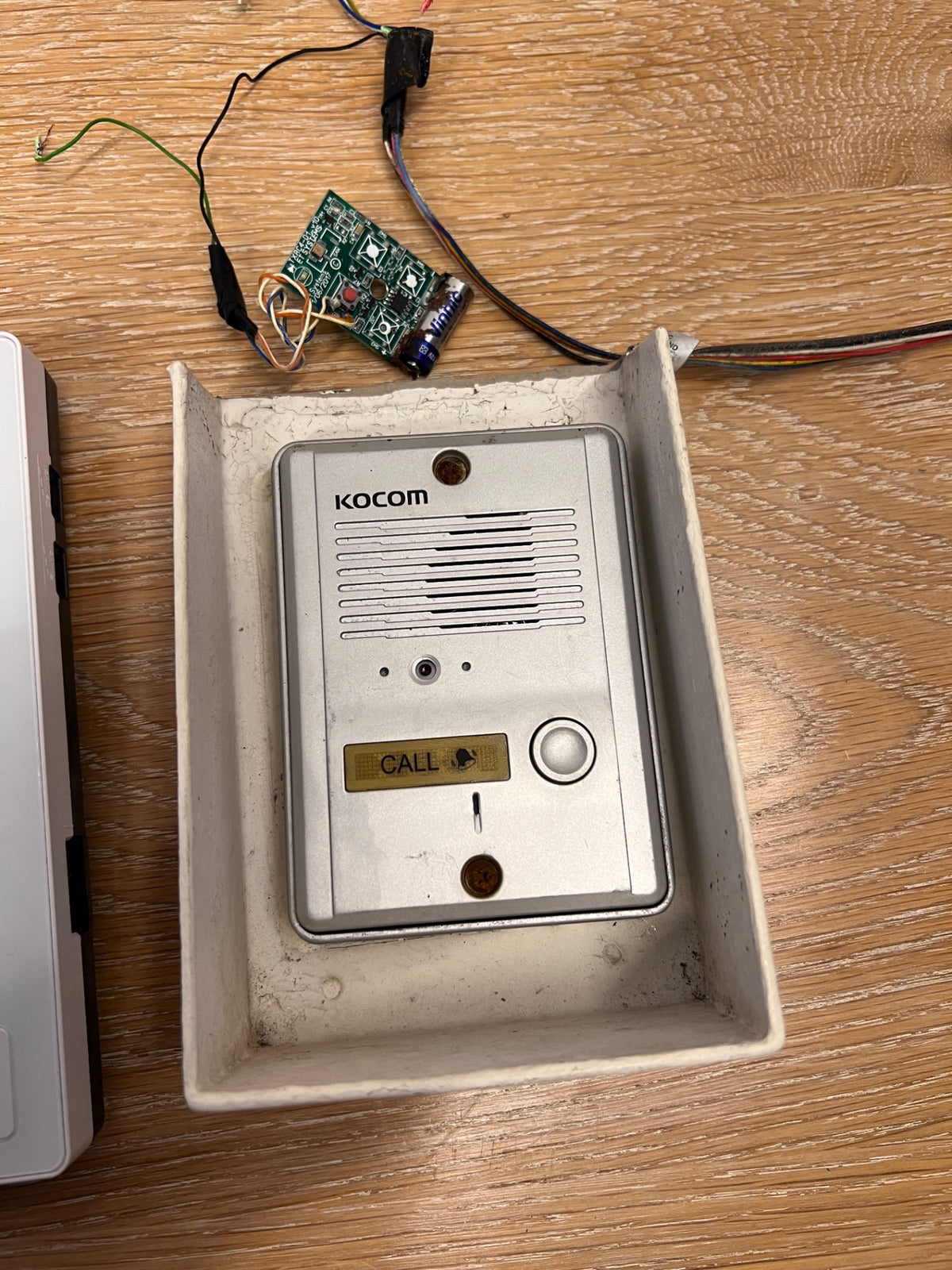 Kocom Video Intercom System with Outdoor Call Station – condition detail