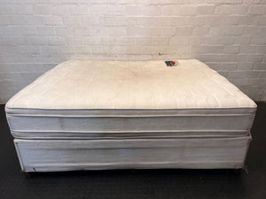 Queen Mattress and Base Set – side view