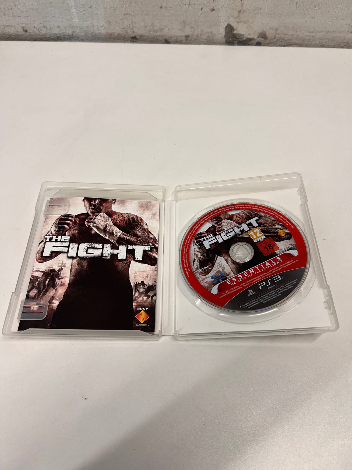 The Fight - PlayStation 3 Essentials Game – side view