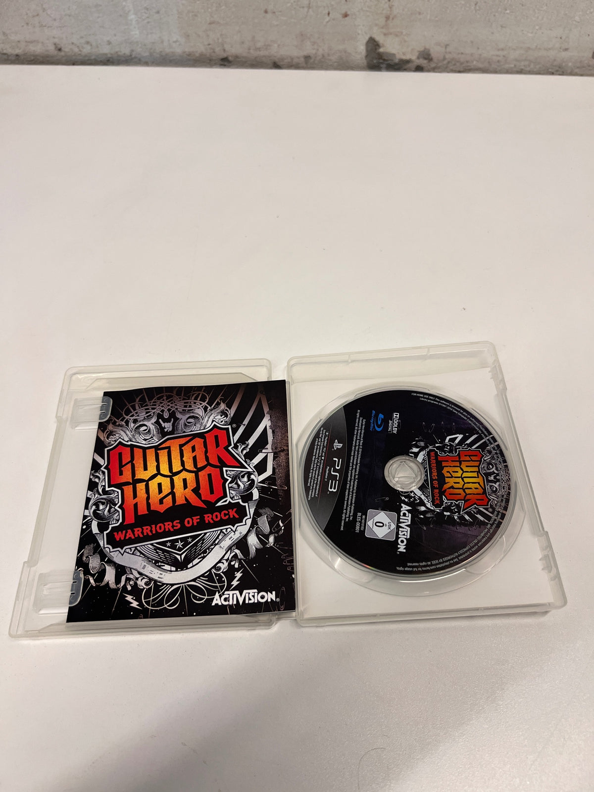 Guitar Hero: Warriors of Rock PS3 Game – side view