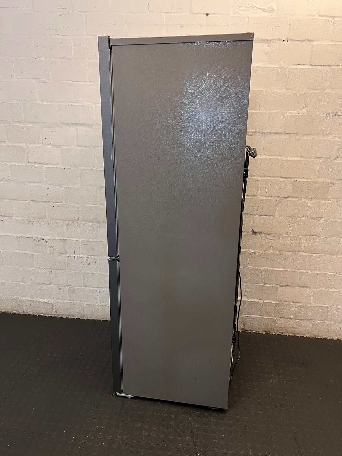 Defy Grey Bottom-Mount Fridge-Freezer – top view