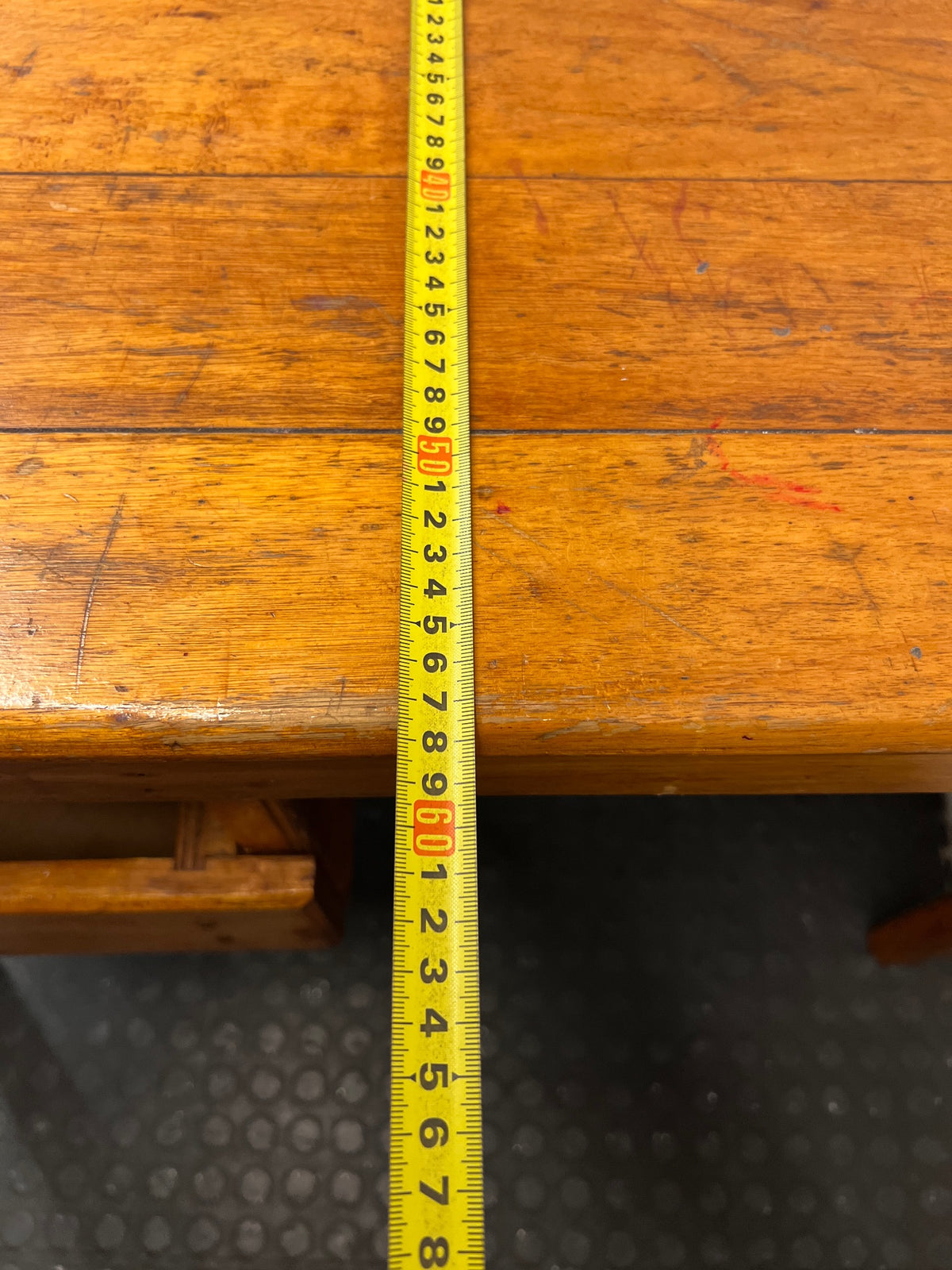 Classic Wooden Office Desk with Drawer – depth measurement