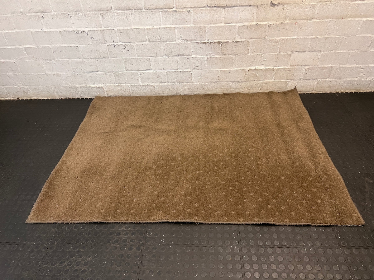 Textured Earthy Brown Area Rug (180cm x 136cm) – side view