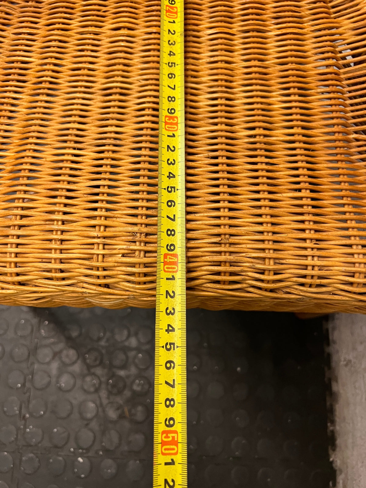 Woven Wicker Accent Chair with Curved Backrest – depth measurement