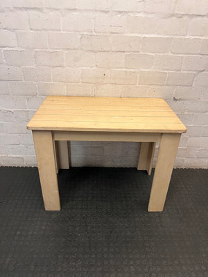 Rectangular Light Wood Slatted Table – condition detail