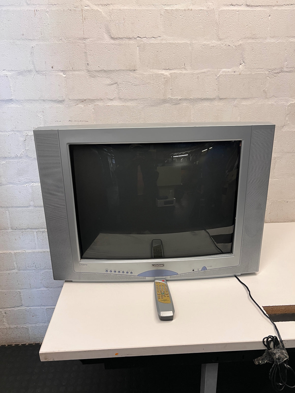 Logik Silver CRT Retro Television – side view