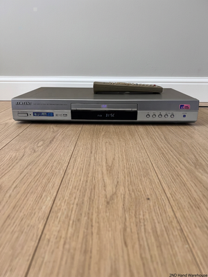 Samsung Silver DVD Player with Remote Control – styled product image