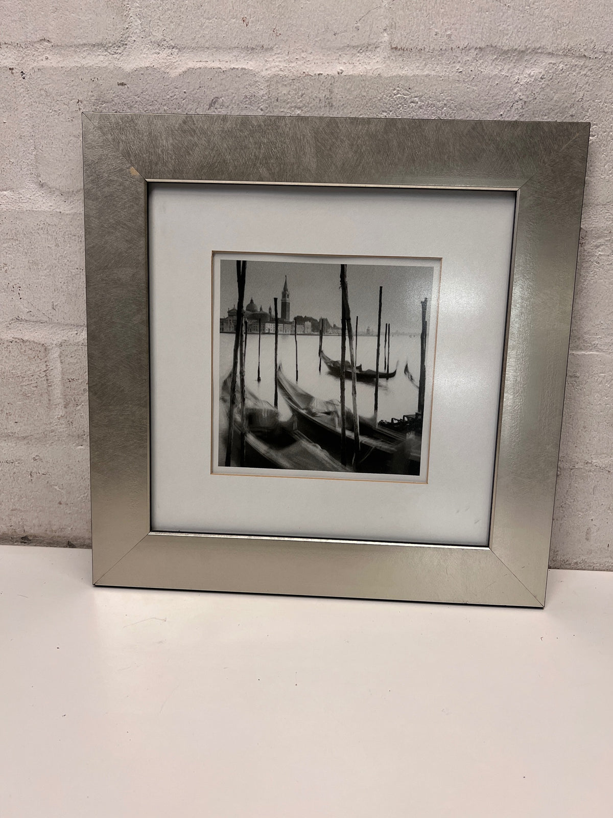 Framed Venetian Gondola Monochromatic Wall Art – condition detail