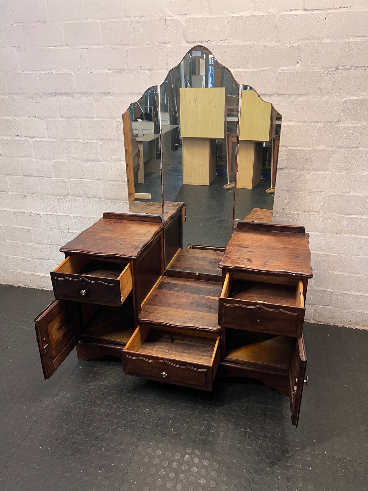 Vintage Dark Wood Dressing Table with Triptych Mirror – side view