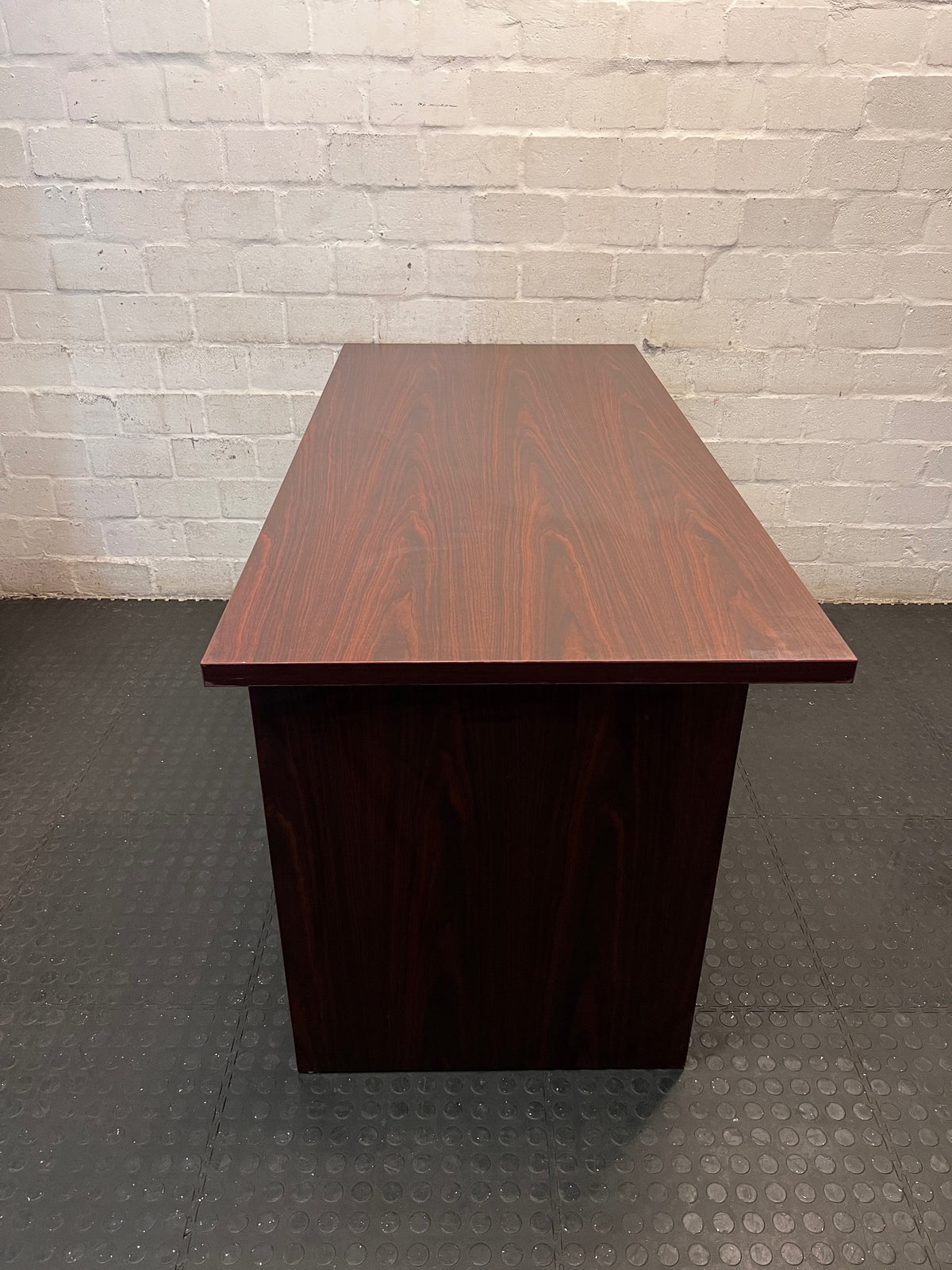 Mahogany Finish Office Desk Shell (1600mm) – side view