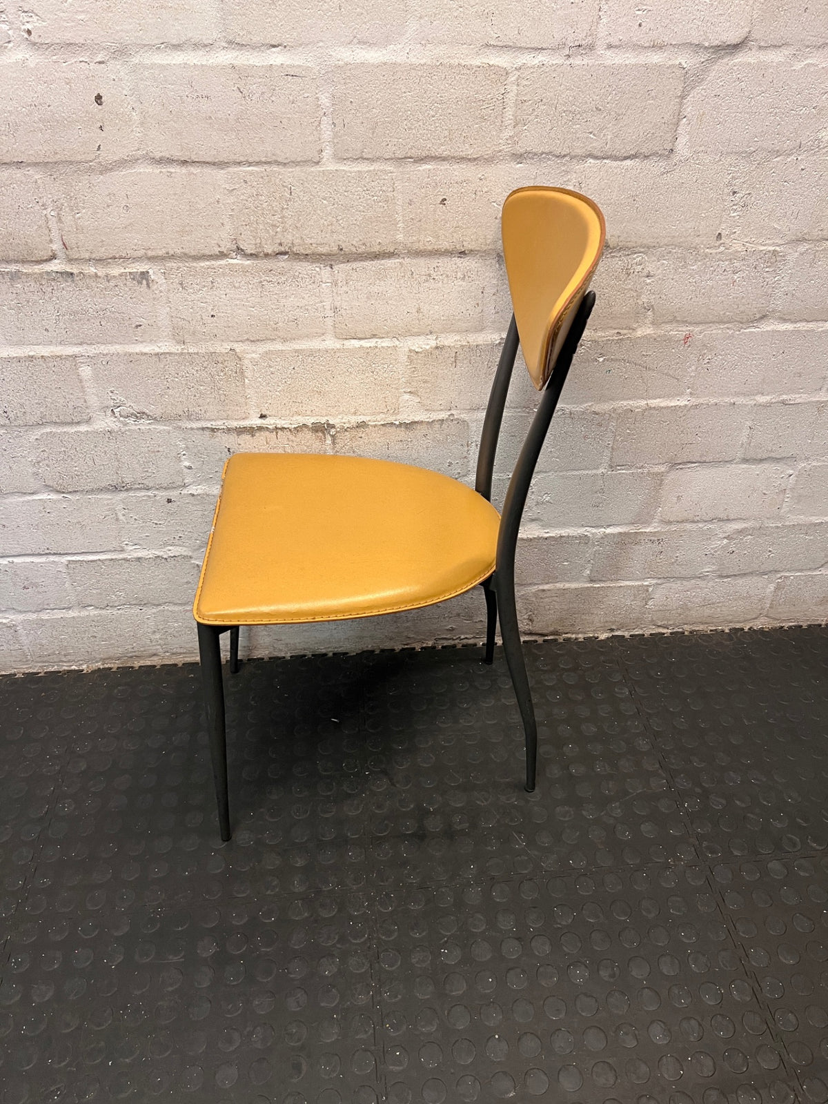Yellow Upholstered Dining Chair with Tapered Metal Legs – condition detail