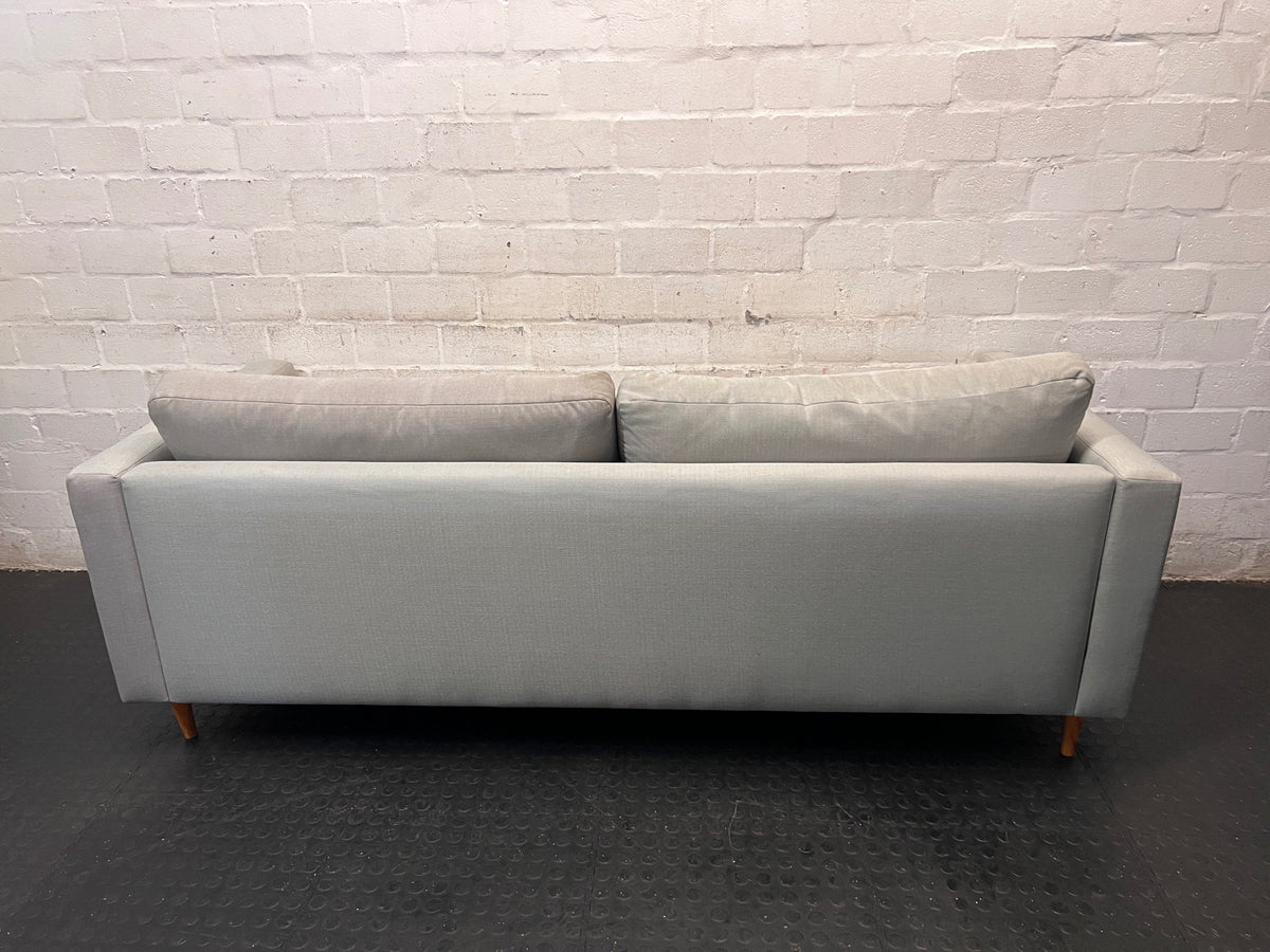 Light Grey 3 Seater Couch with Tapered Wooden Legs – condition detail