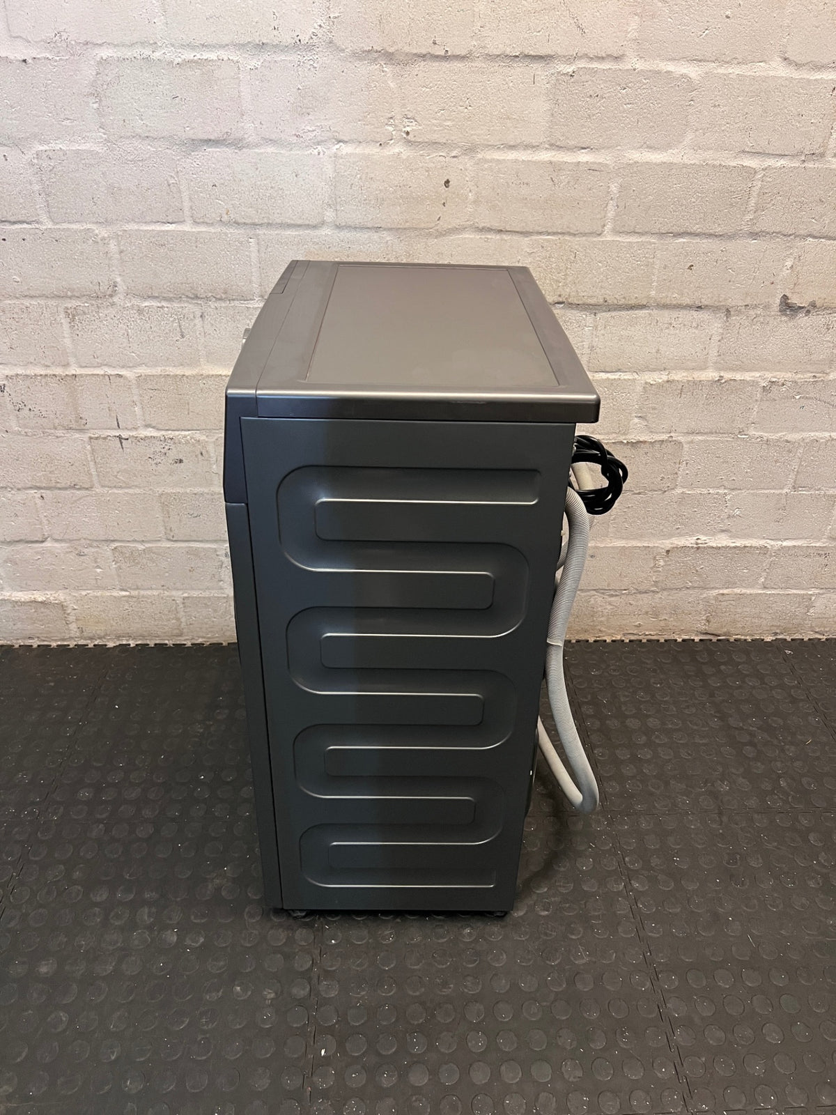 Defy 6kg Front Loader Washing Machine in Manhattan Grey – condition detail