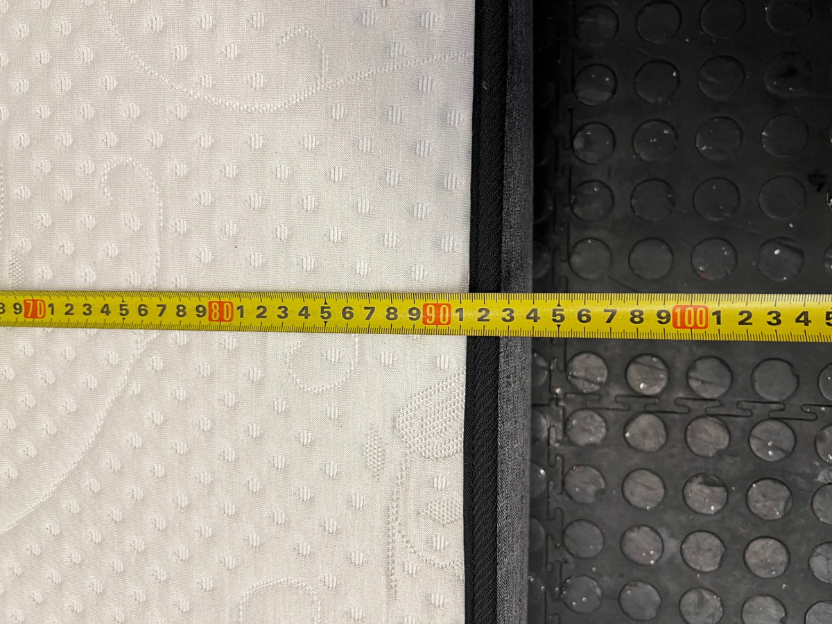 Single Mattress with Quilted Floral Pattern – width measurement