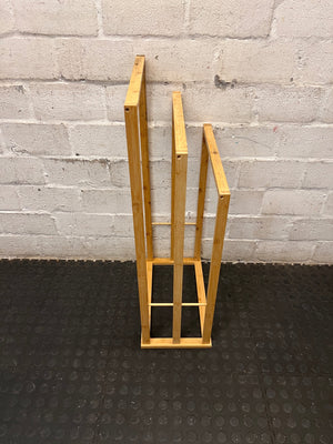 Freestanding Oak-Tone Tiered Towel Rail – back view