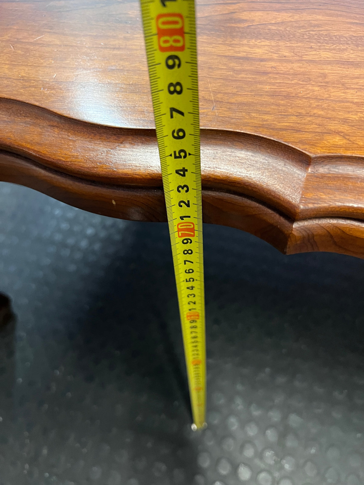 Classic Wooden Dining Table with Ball and Claw Feet – height measurement