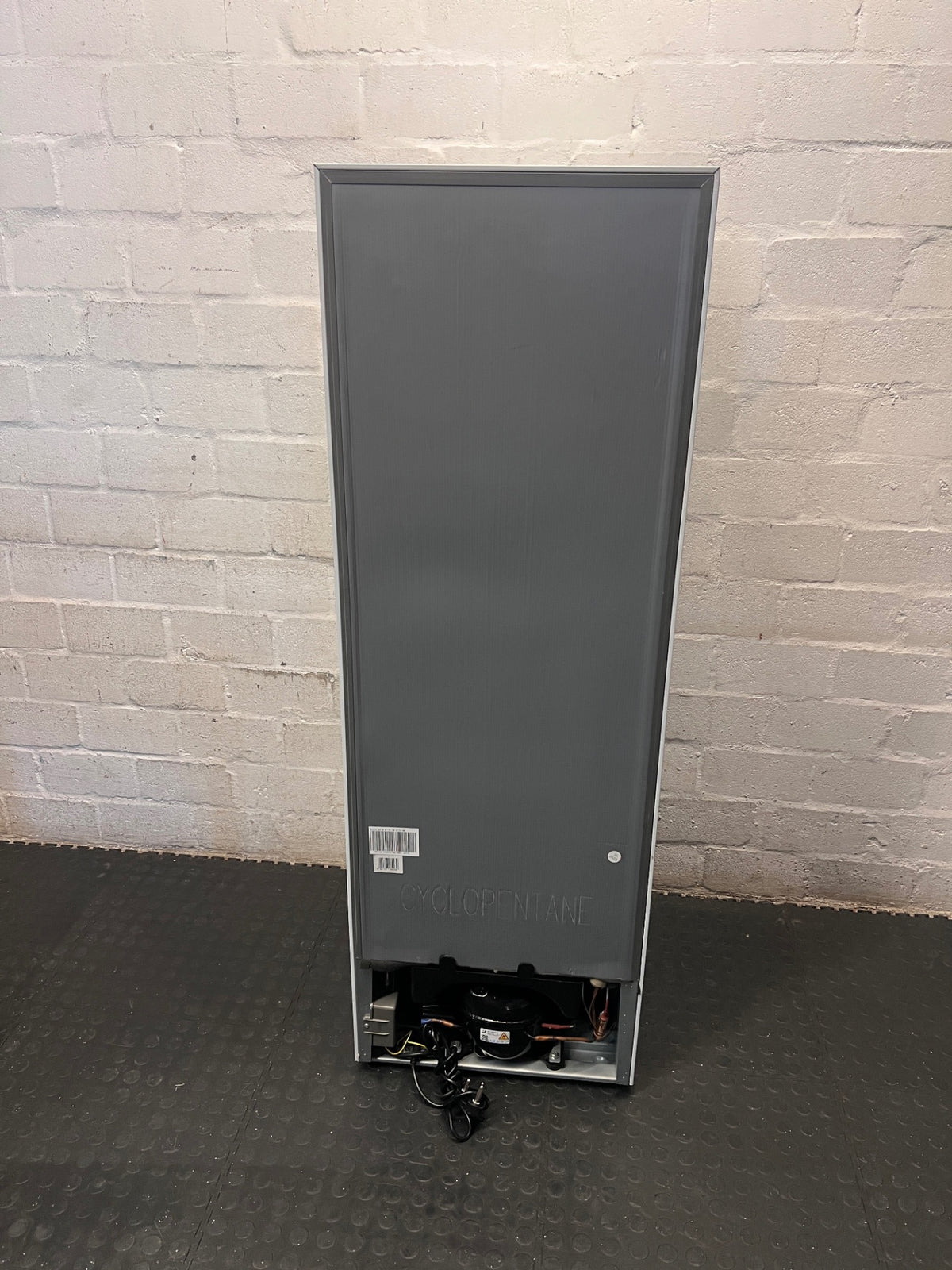 Hisense 154L Top-Mount Fridge Freezer in White – back view