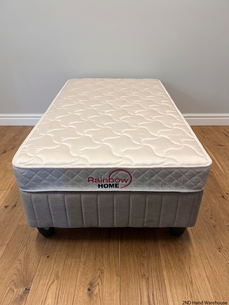 Rainbow Home 3/4 Base Set in Grey Fabric – styled product image
