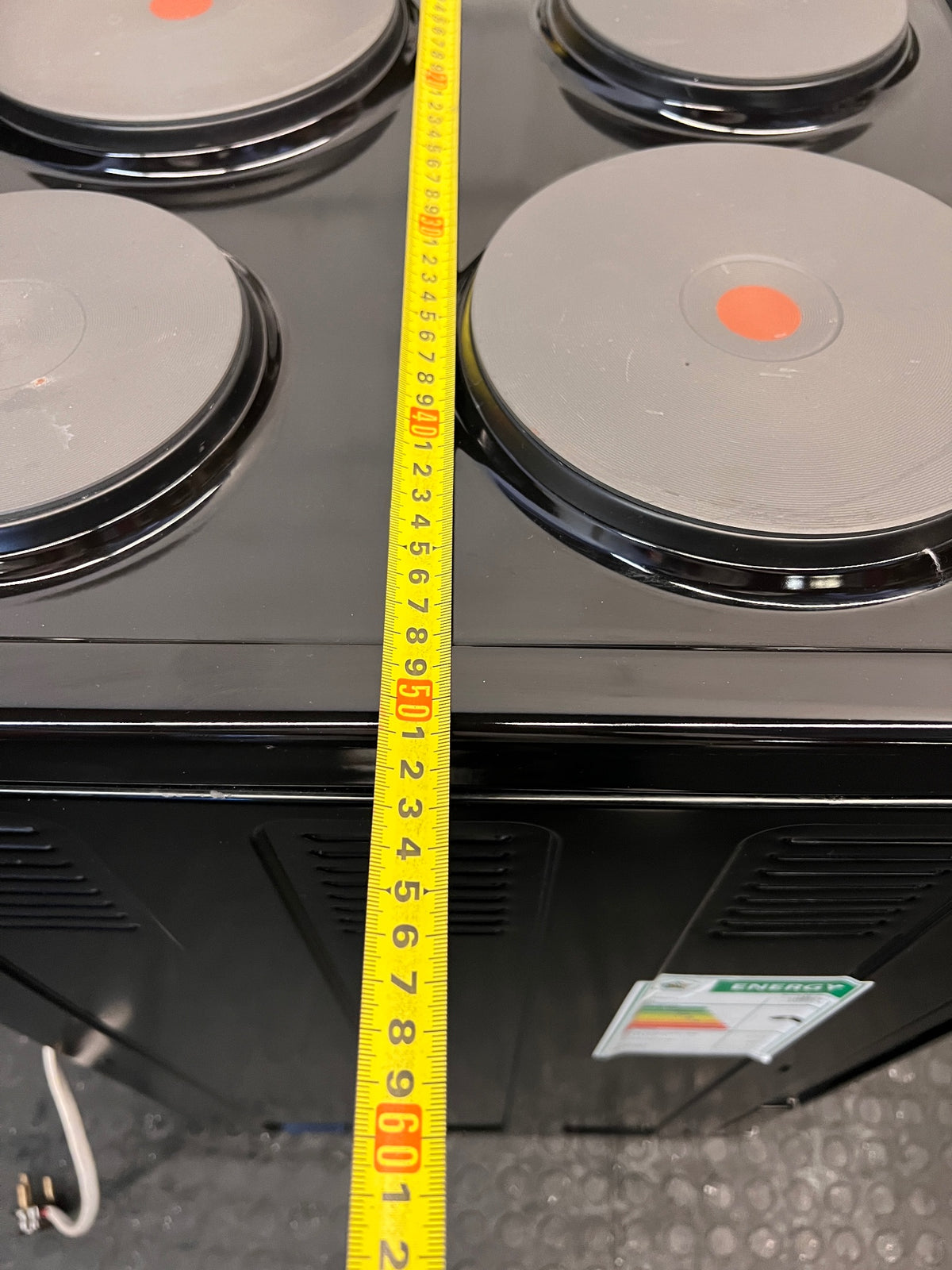 Defy 4-Plate Electric Stove in Black – width measurement