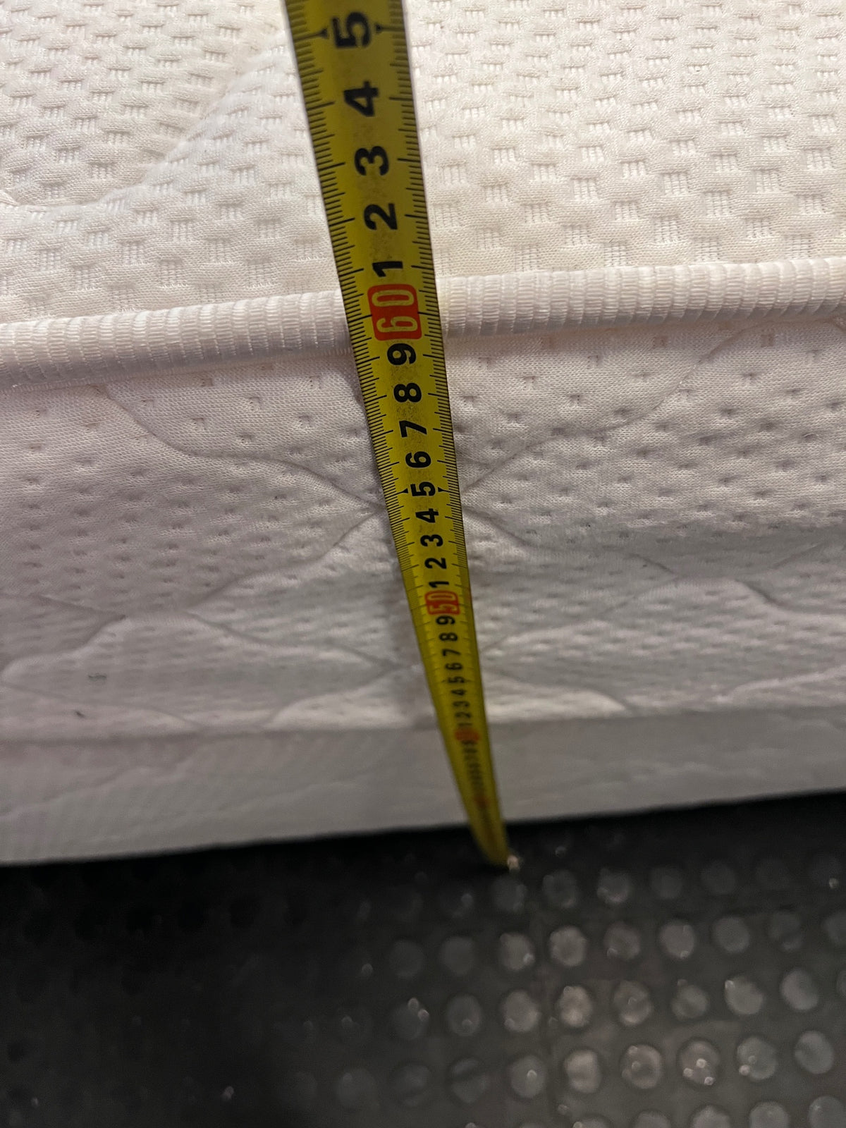 Queen Size Bed King Direct Energia Base Set — Significant Surface Staining and Fabric Damage – height measurement